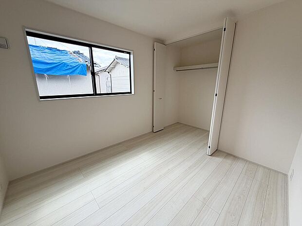 ☆各部屋大型収納完備☆子供部屋・主寝室にお好きにコーディネートしよう!!