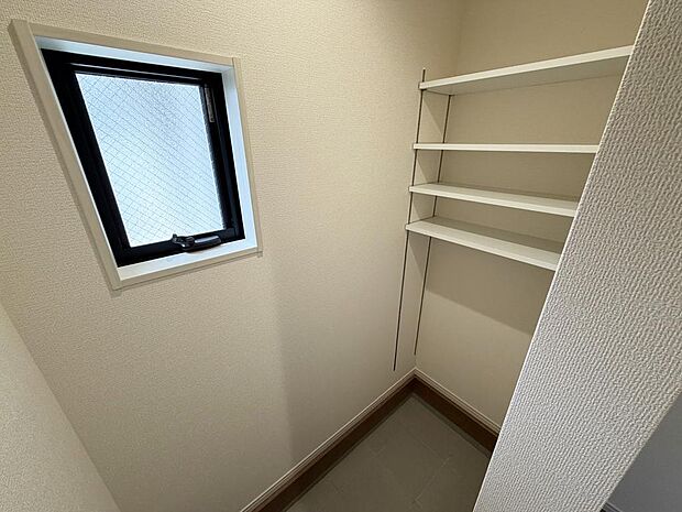 ☆大型シューズクローゼットがあります☆便利です!!