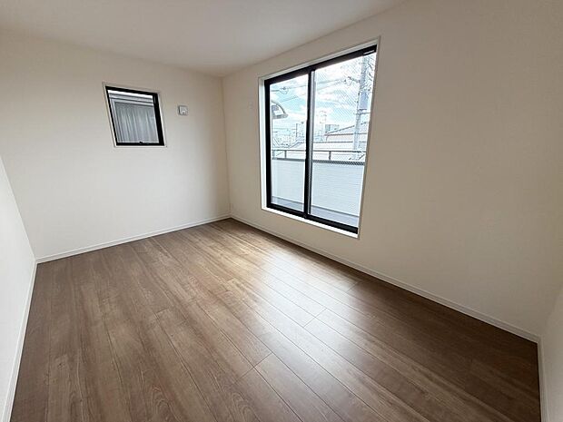 ☆各部屋大型収納完備☆子供部屋・主寝室にお好きにコーディネートしよう!!