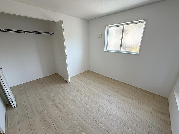 ☆各部屋大型収納完備☆子供部屋・主寝室にお好きにコーディネートしよう！！