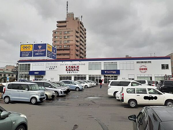 ゲオ札幌光星店 610m