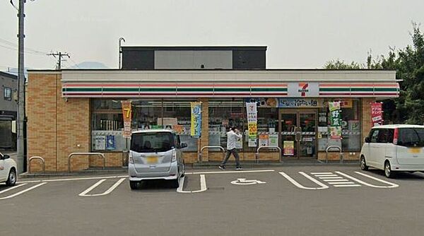 セブンイレブン 札幌前田8条店 520m