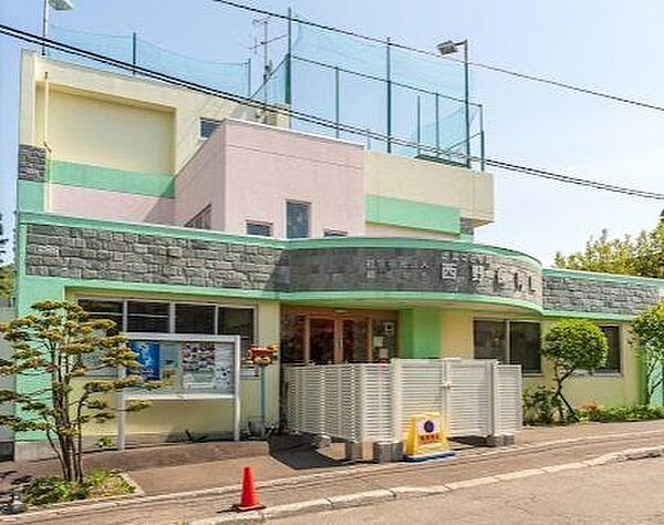 認定こども園西野保育園 790m