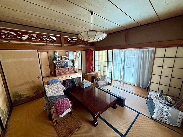室内を拡大表示