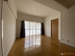 セゾン・プランドール晴丘 1階ワンルームのリビング/ダイニング