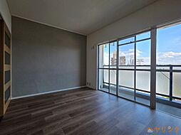 OS・SKYマンション中小田井 5階2LDKのリビング/ダイニング