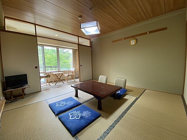 apartment 群馬県吾妻郡草津町大字草津
地図を見る