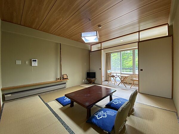 apartment 群馬県吾妻郡草津町大字草津
地図を見る