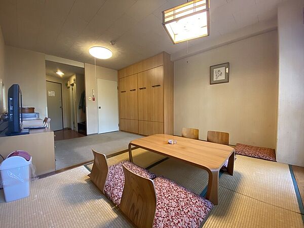 apartment 群馬県吾妻郡草津町大字草津
地図を見る