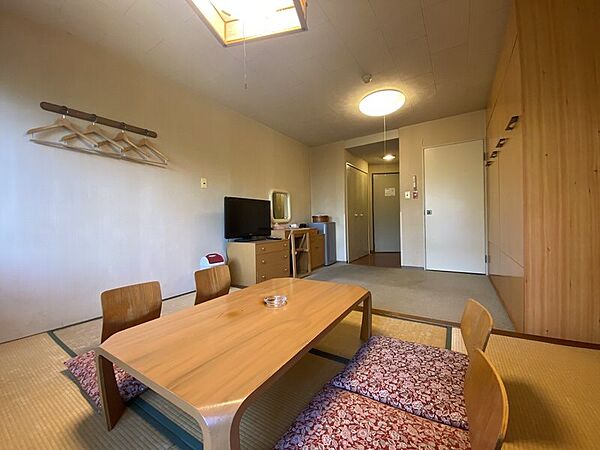 apartment 群馬県吾妻郡草津町大字草津
地図を見る