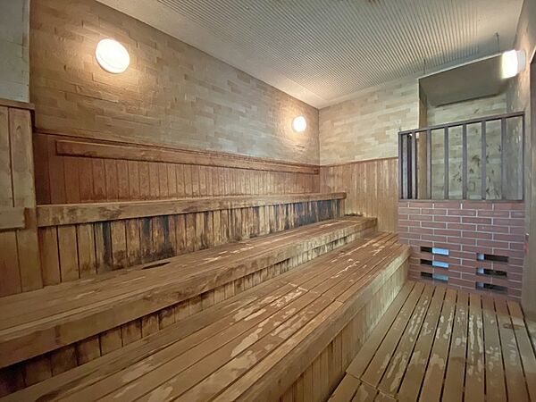 apartment 群馬県吾妻郡草津町大字草津
地図を見る