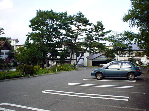 駐車場(無料)