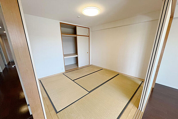 和室（2024年3月撮影）ゴロンと横になれる和室は約5畳。