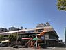 周辺：ヨシヅヤ師勝店まで　約723m　徒歩約10分