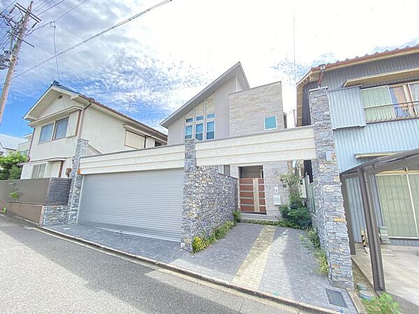 外観：323000429479