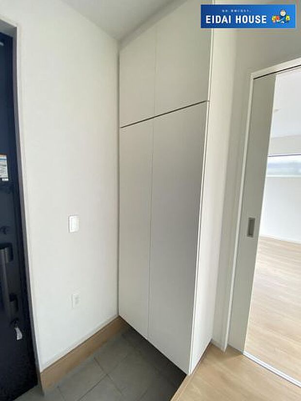玄関収納
