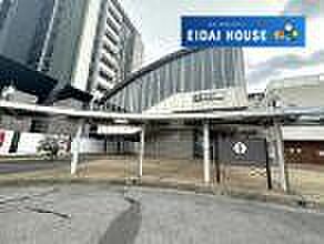 小鶴新田駅(JR東日本 仙石線) 徒歩11分。 820m