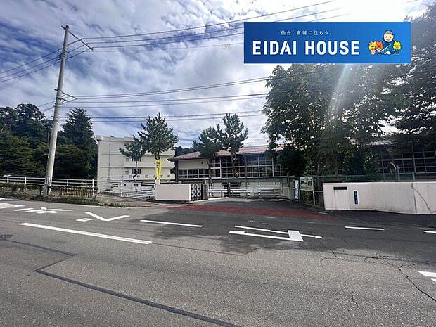 仙台市立枡江小学校 徒歩13分。 1010m