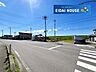 その他：前面道路含む外観