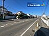 その他：前面道路含む外観