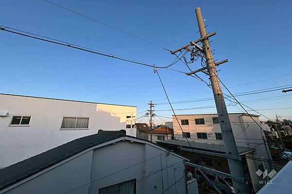 バルコニーからの眺め（南東方向）［2025年6月5日撮影］