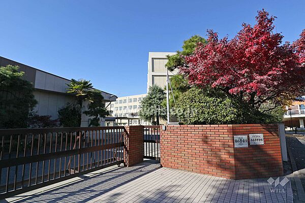 八王子中学校[公立]の外観