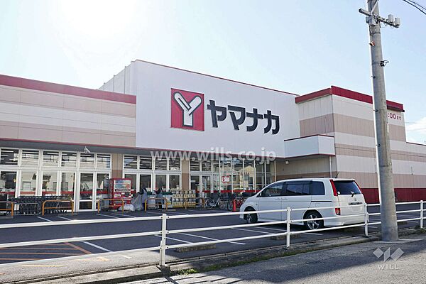 ヤマナカ(清水店)の外観
