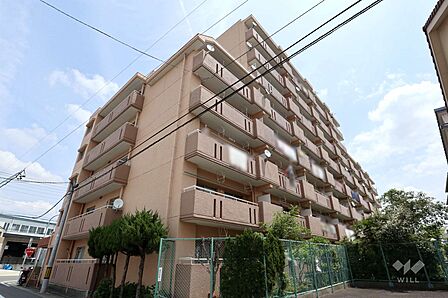 エクセレンス新守山の外観(南西側から)