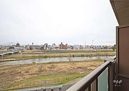 リバービューで日当り・眺望良好！