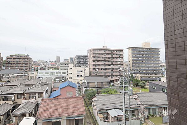 バルコニーからの眺め（北東方向）［2026年7月12日撮影］