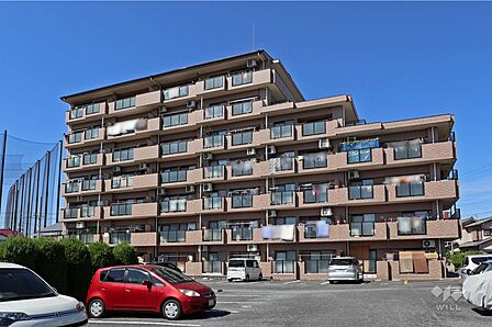 カーサ日新篠木の外観(南側から)