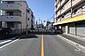 その他：敷地南側の前面道路