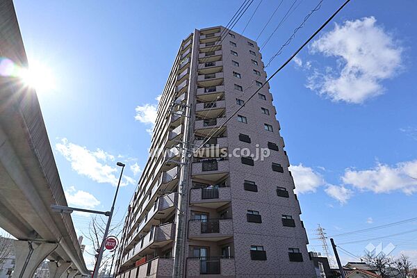 宝マンション新守山イーストの外観（東側から）