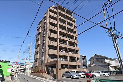外観:ラヴィアーレ喜多山の外観(南西側から) 外観:ラヴィアーレ喜多山の外観(南西側から)
