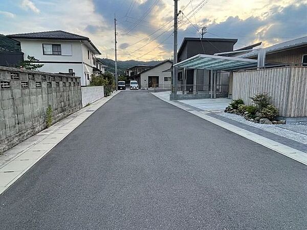 前面道路含む現地写真