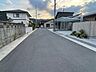 外観：前面道路含む現地写真