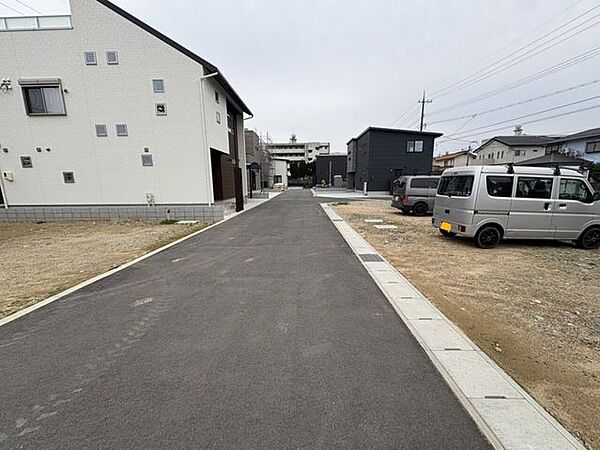 前面道路含む現地写真