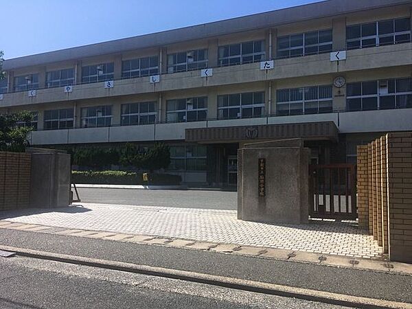 垢田小学校 483m