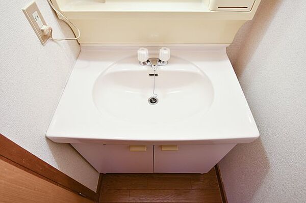 画像17:洗面台があるので手洗いや、歯磨きもこちらでできるので便利です