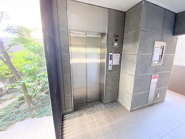 その他画像：エレベーターがあると重たい荷物も簡単に部屋まで運べますよ