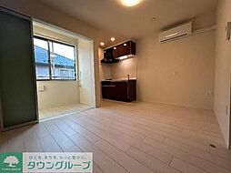 西武拝島線 東大和市駅 バス39分 長円寺前停下車 徒歩2分の賃貸アパート 2階1LDKのリビング/ダイニング