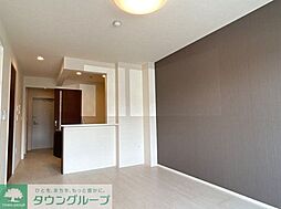 JR八高線 箱根ケ崎駅 バス11分 立川駐在所下車 徒歩14分の賃貸マンション 3階1LDKのリビング/ダイニング