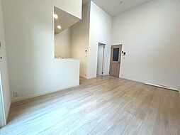 JR青梅線 昭島駅 徒歩5分の賃貸アパート 2階1SLDKのリビング/ダイニング