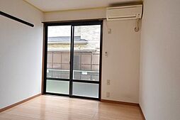 多摩都市モノレール 柴崎体育館駅 徒歩5分の賃貸アパート 1階2DKのリビング/ダイニング