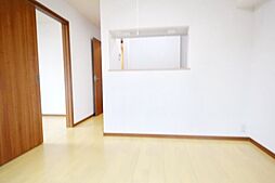 ライネスハイム・ノイ 205 2階2LDKのリビング/ダイニング