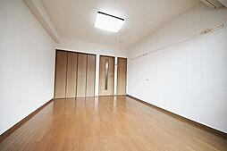 JR中央線 武蔵小金井駅 バス10分 日立国際電気前下車 徒歩1分の賃貸マンション 3階1Kのリビング/ダイニング