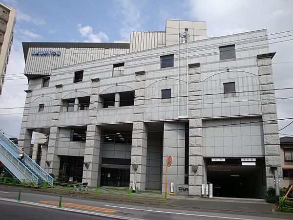 北区立滝野川図書館：徒歩8分（600ｍ）