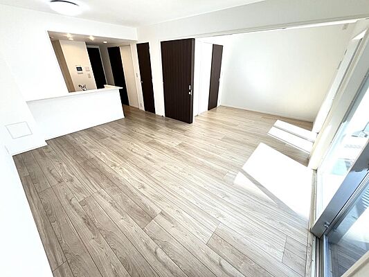 リビング/ダイニング シティテラス草加松原ガーデン 4階/407