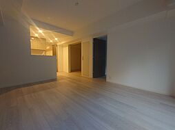 都営大江戸線 本郷三丁目駅 徒歩7分の賃貸マンション 2階2LDKのリビング/ダイニング