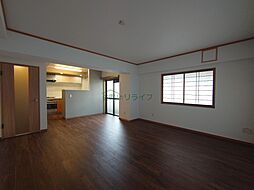 都営大江戸線 牛込柳町駅 徒歩4分の賃貸マンション 2階2LDKのリビング/ダイニング